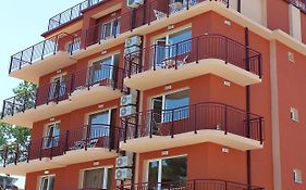 Хотел Сапфир